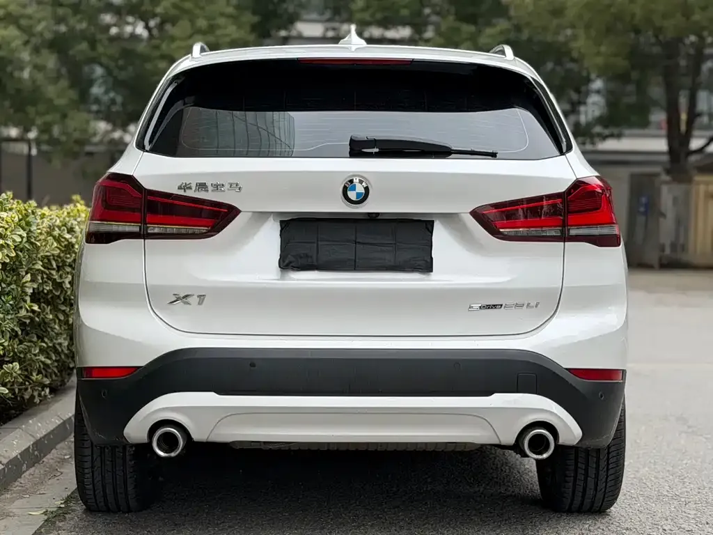 BMW X1 — фото 3