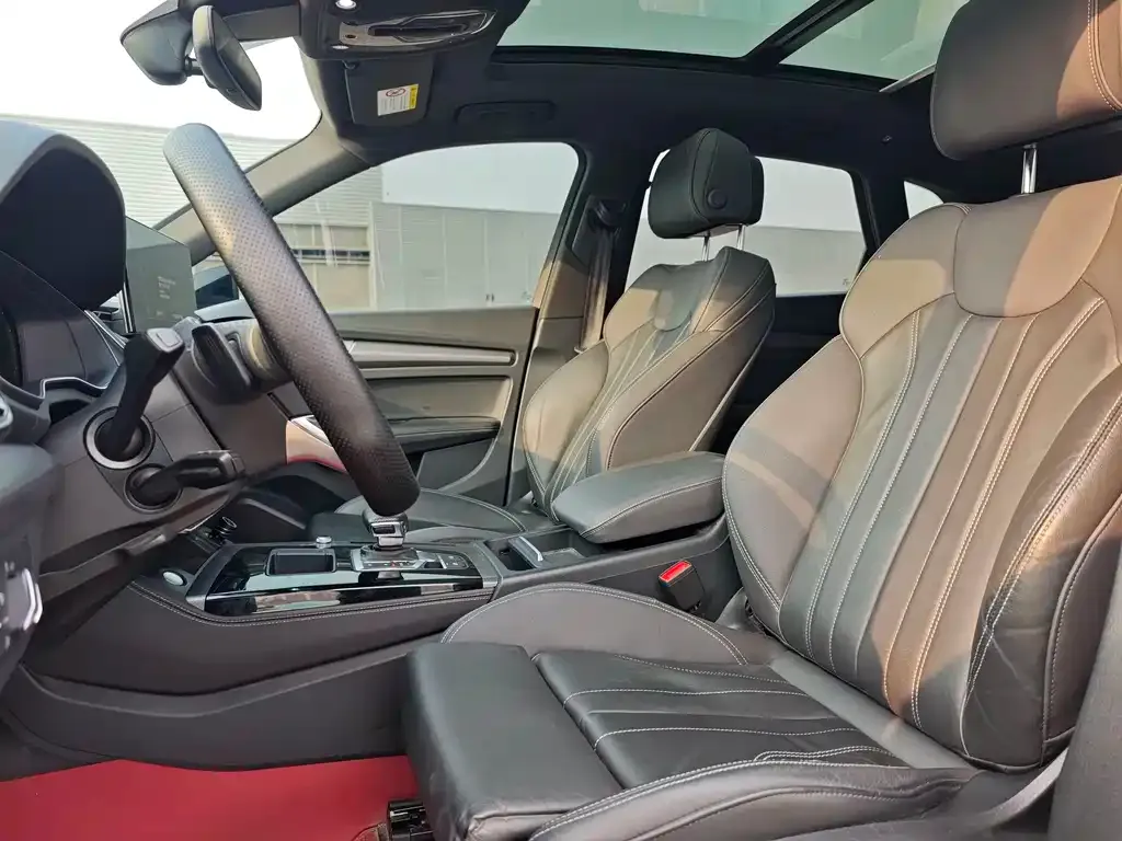 Audi Q5L 2024 из CN, фото 5