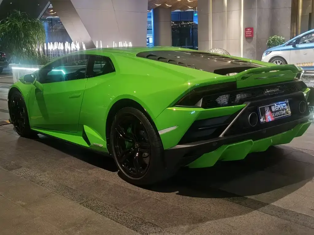Lamborghini Huracan — фото 8
