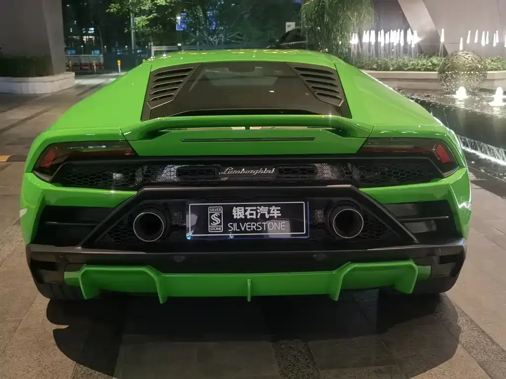 Lamborghini Huracan — фото 7