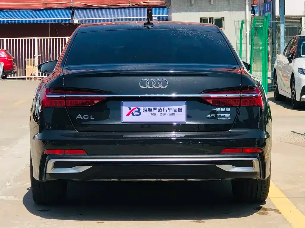 Audi A6L 2023 из CN, фото 4