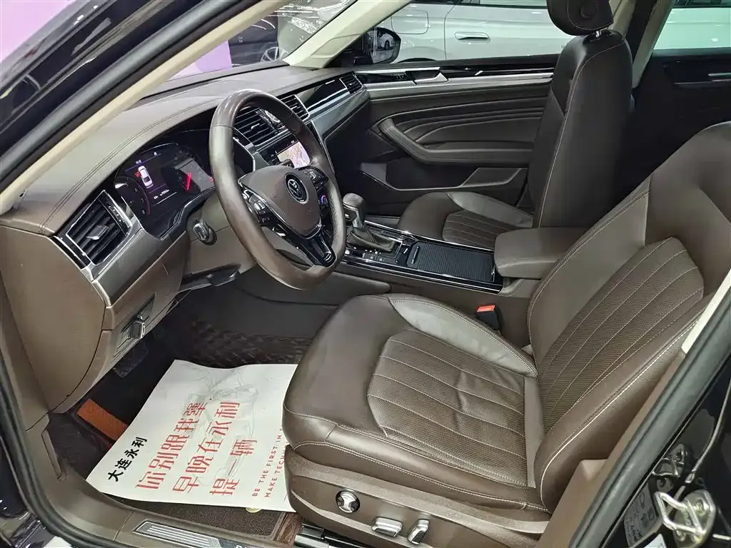 Volkswagen Phideon 2022 из CN, фото 8
