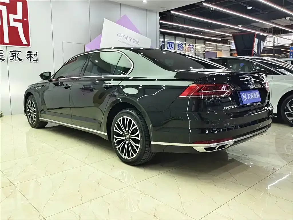 Volkswagen Phideon 2022 из CN, фото 3