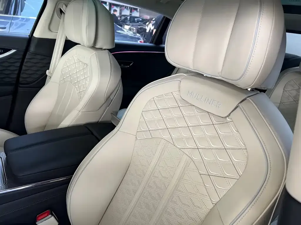 Bentley Flying Spur — фото 8