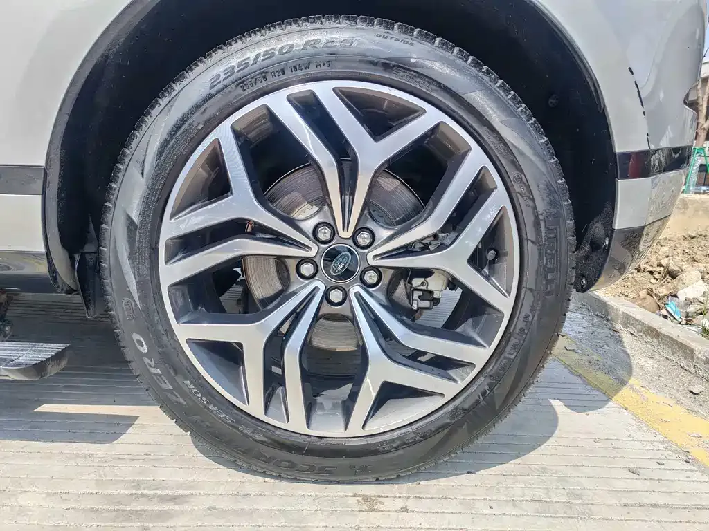 Land Rover Evoque — фото 6