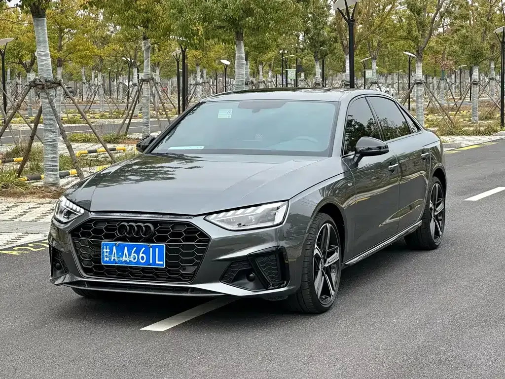 Audi A4L 2024 из CN, фото 1