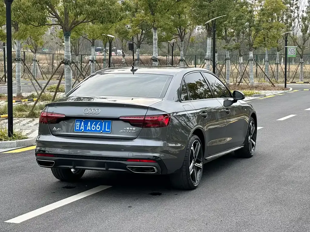 Audi A4L 2024 из CN, фото 7