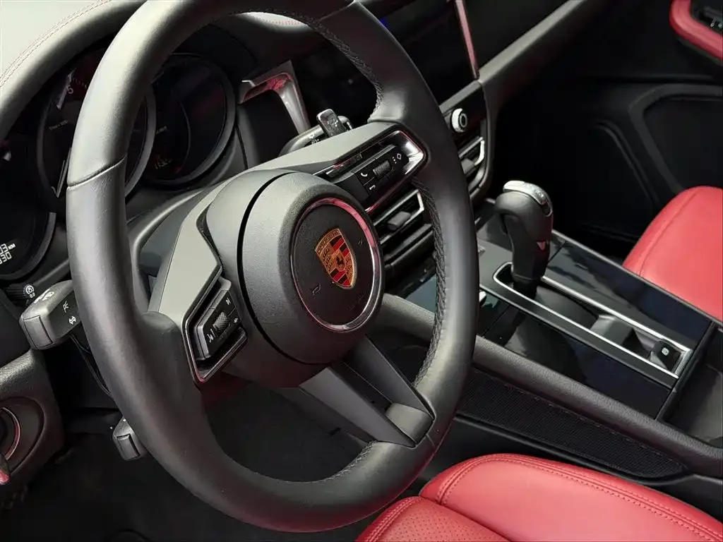 Porsche Macan — фото 2