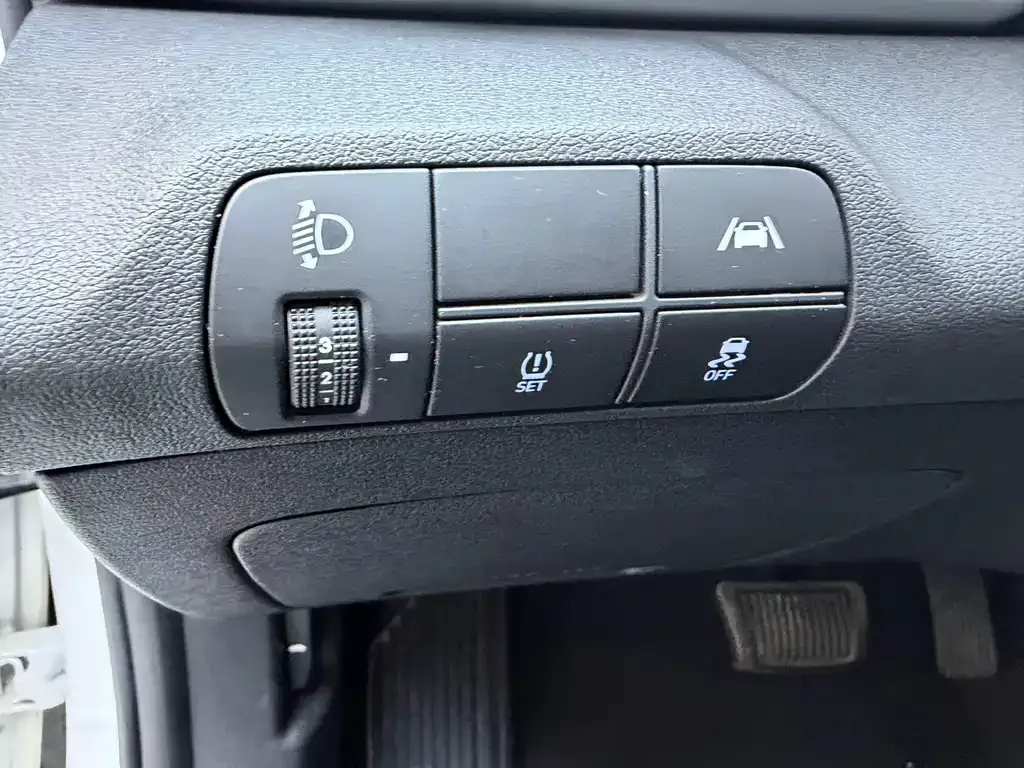 Hyundai Elantra 2021 из CN, фото 10