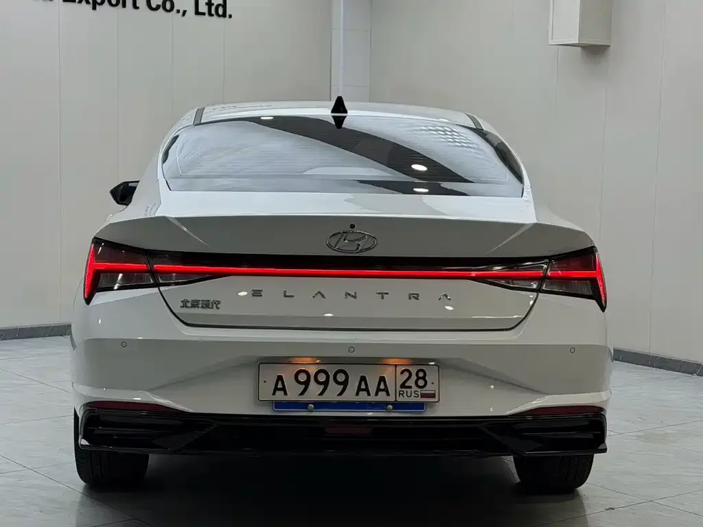 Hyundai Elantra 2021 из CN, фото 2
