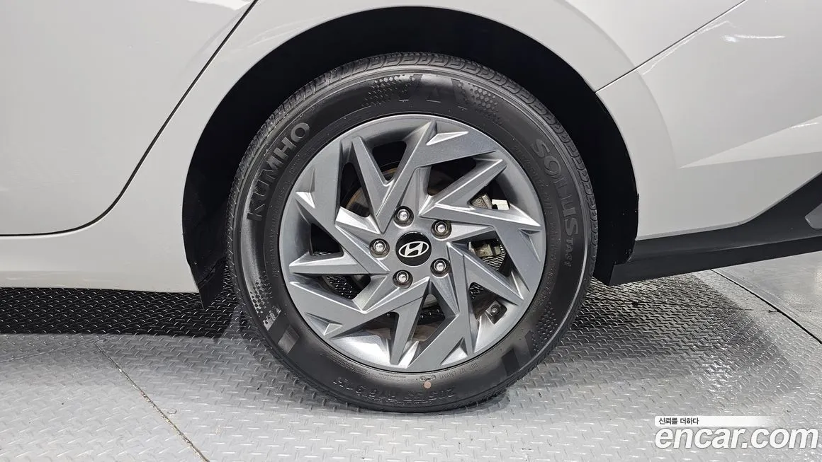 Hyundai AVANTE 2024 из KR, фото 4