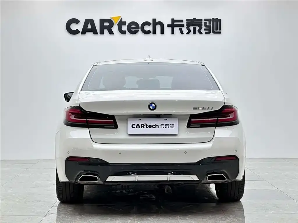 BMW 5 Series 2022 из CN, фото 2