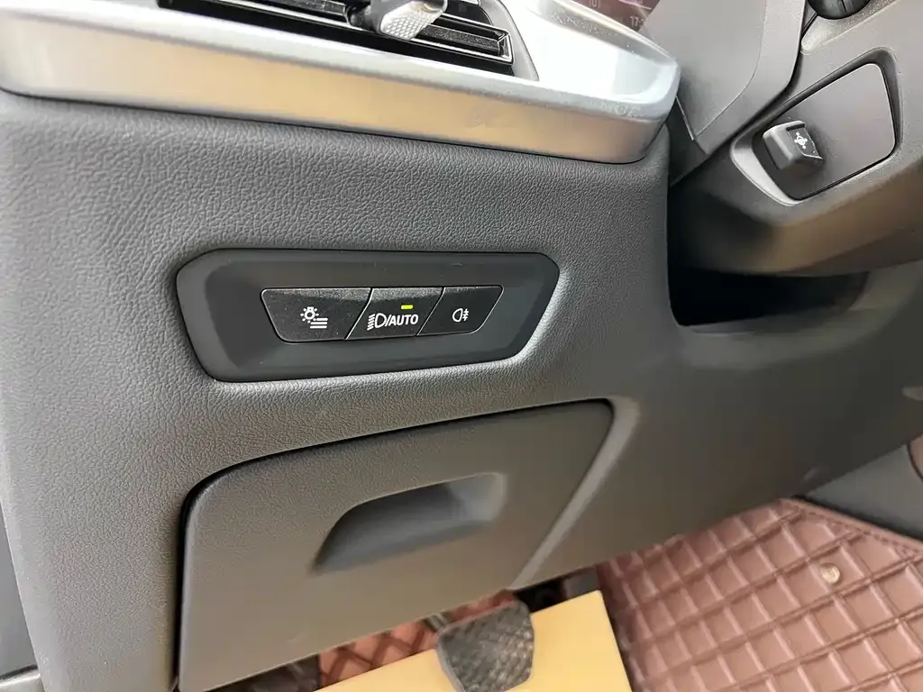 BMW X5 2025 из CN, фото 6