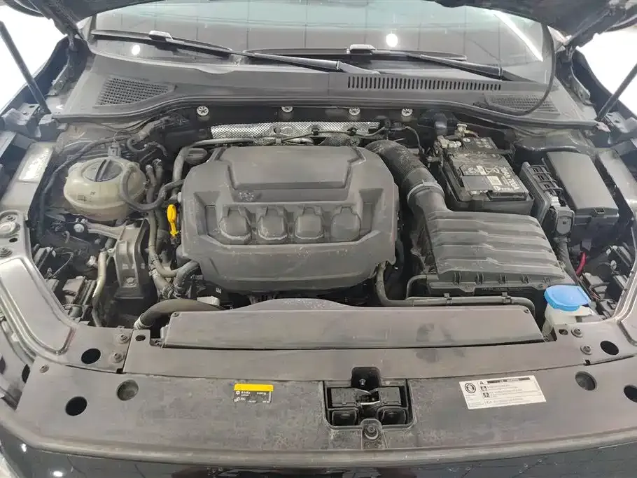 Volkswagen Passat — фото 8