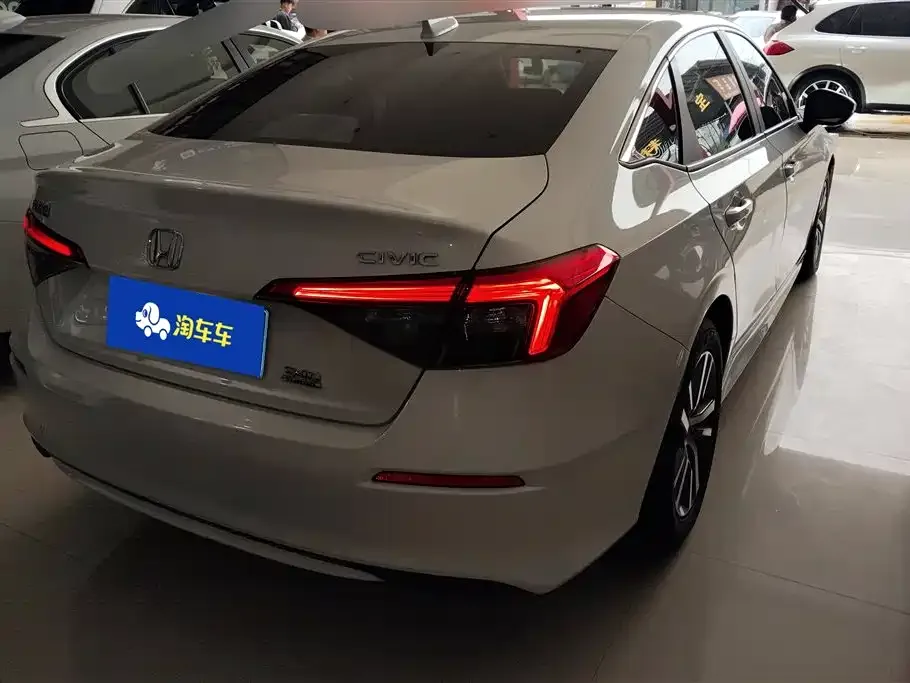 Honda Civic 2023 из CN, фото 5