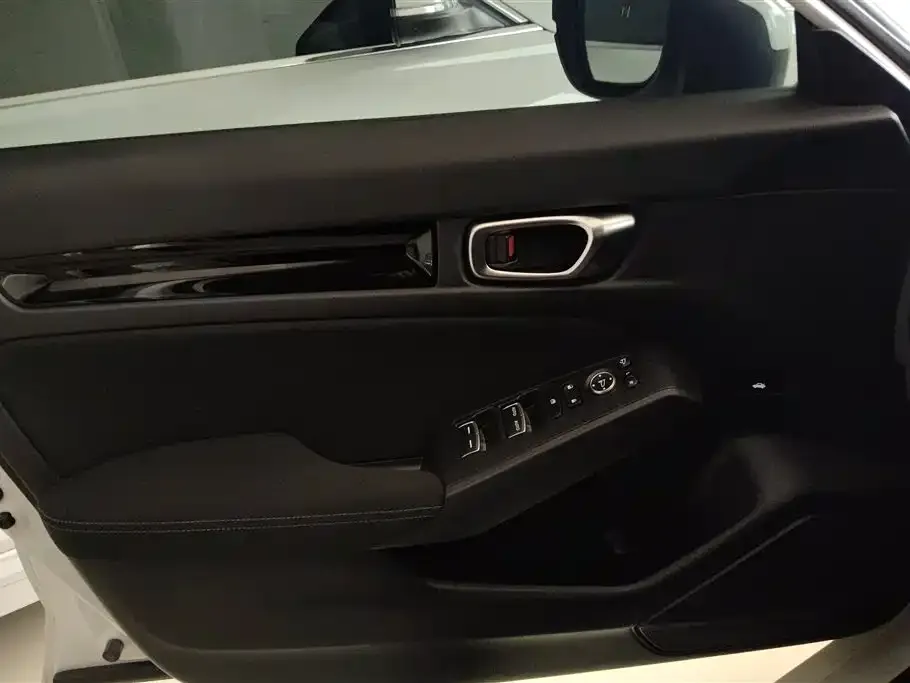 Honda Civic 2023 из CN, фото 9