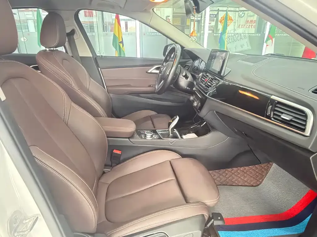 BMW 1 Series 2022 из CN, фото 8