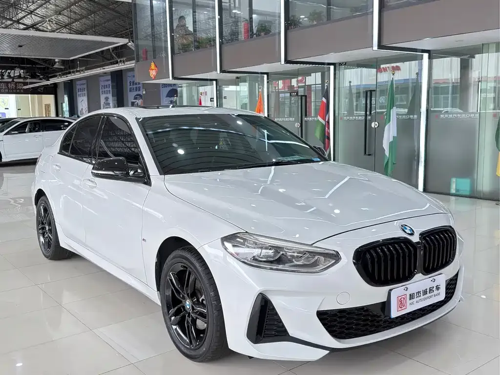BMW 1 Series 2022 из CN, фото 9