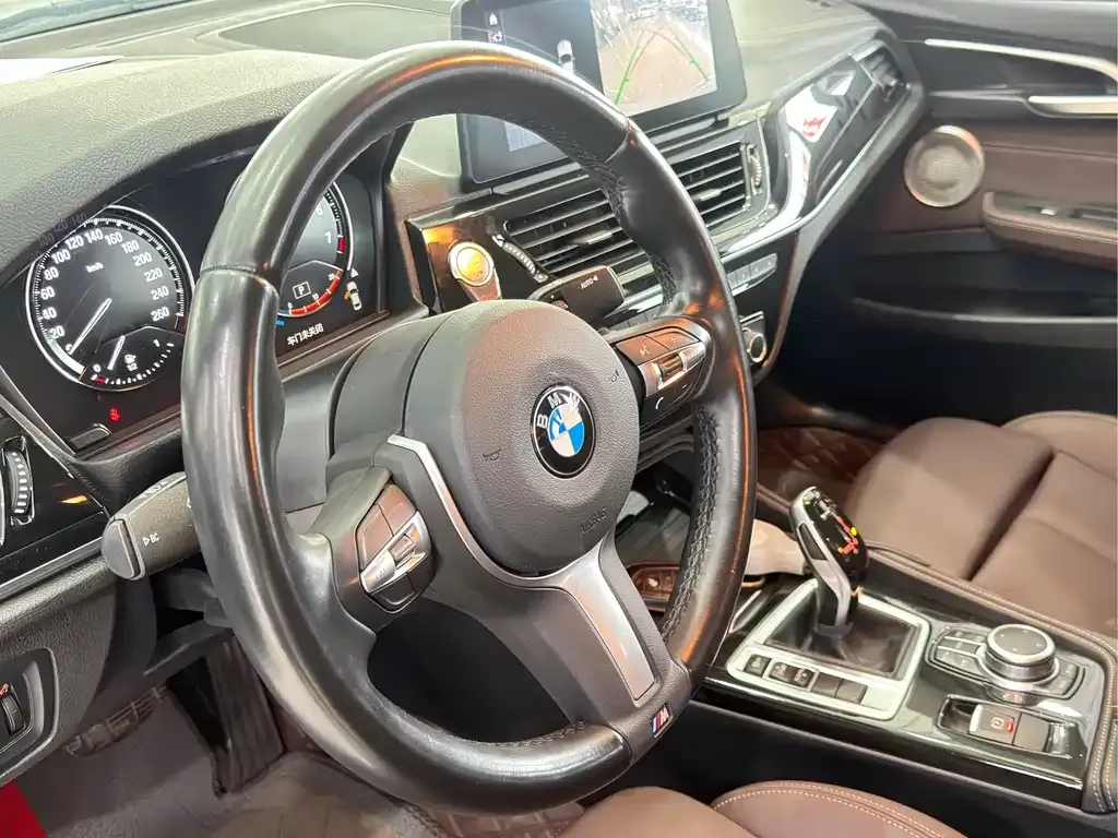 BMW 1 Series 2022 из CN, фото 10
