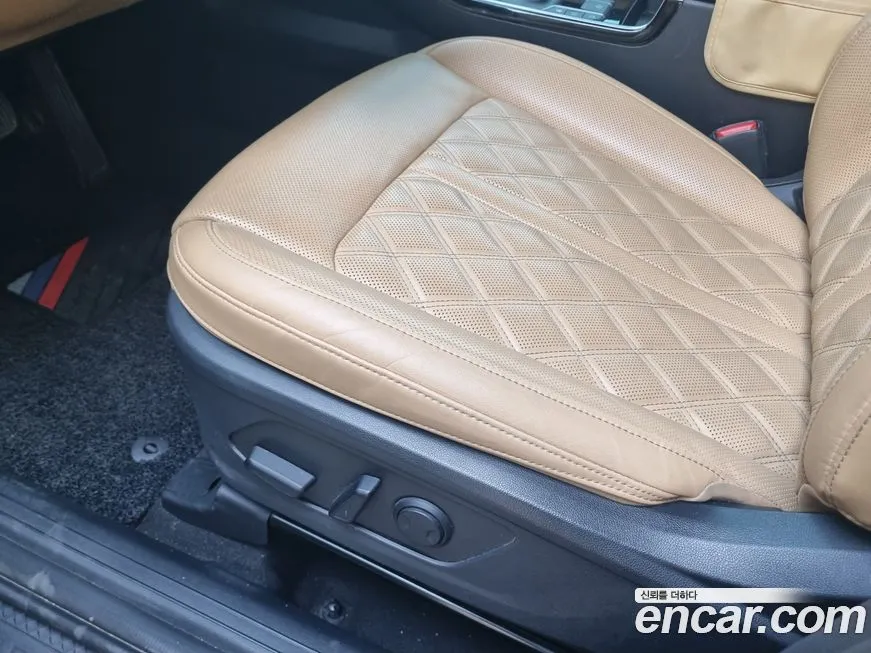 Kia Sorento — фото 7