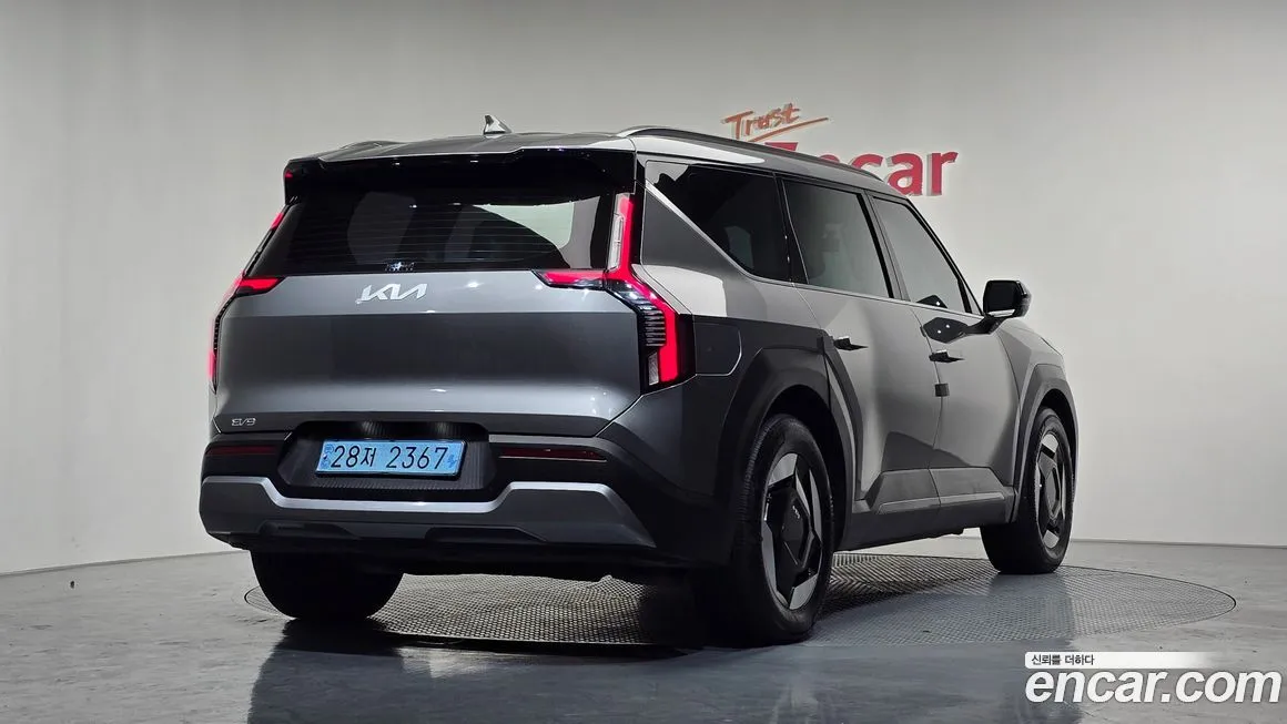 Kia EV9 2024 из KR, фото 3