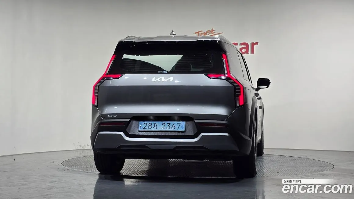 Kia EV9 2024 из KR, фото 2