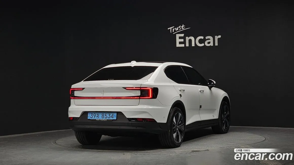 Polestar Polestar 2 — фото 8