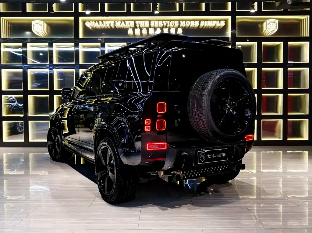Land Rover Defender — фото 2