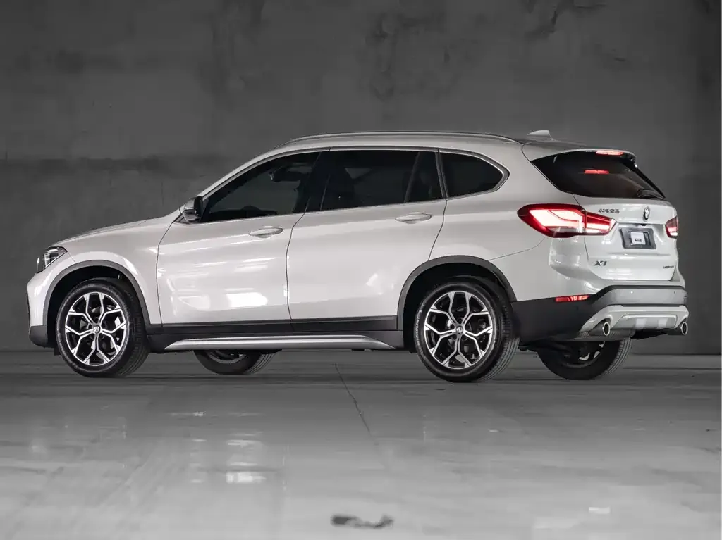 BMW X1 2023 из CN, фото 2