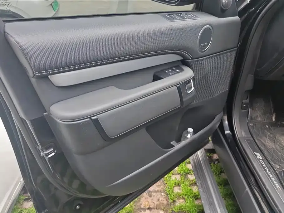 Land Rover Discovery — фото 6