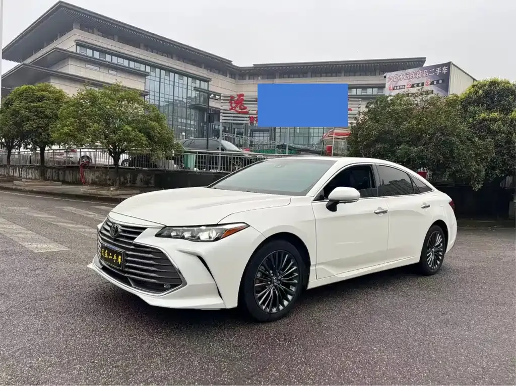 Toyota Avalon 2021 из CN, фото 1