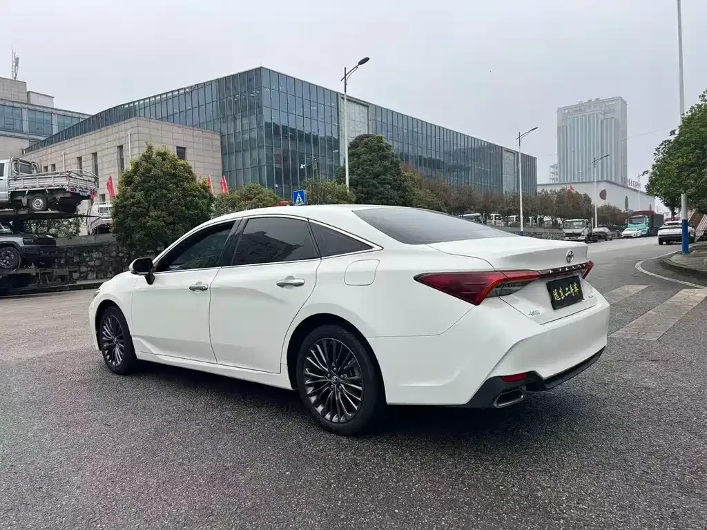 Toyota Avalon 2021 из CN, фото 4