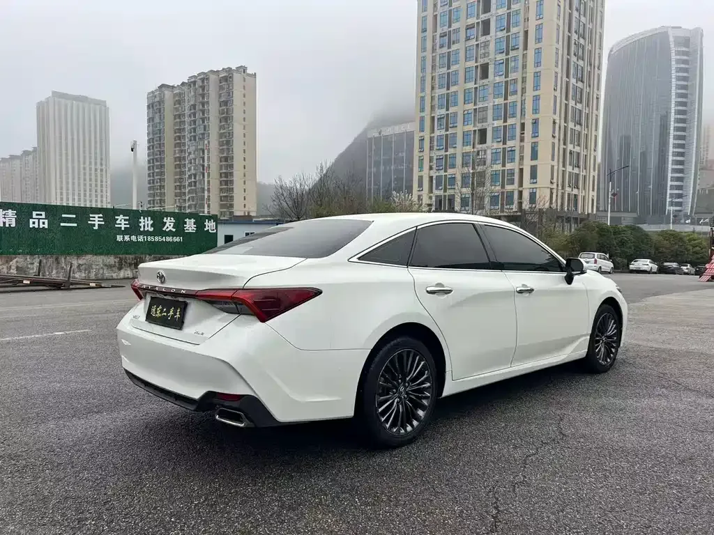 Toyota Avalon 2021 из CN, фото 7
