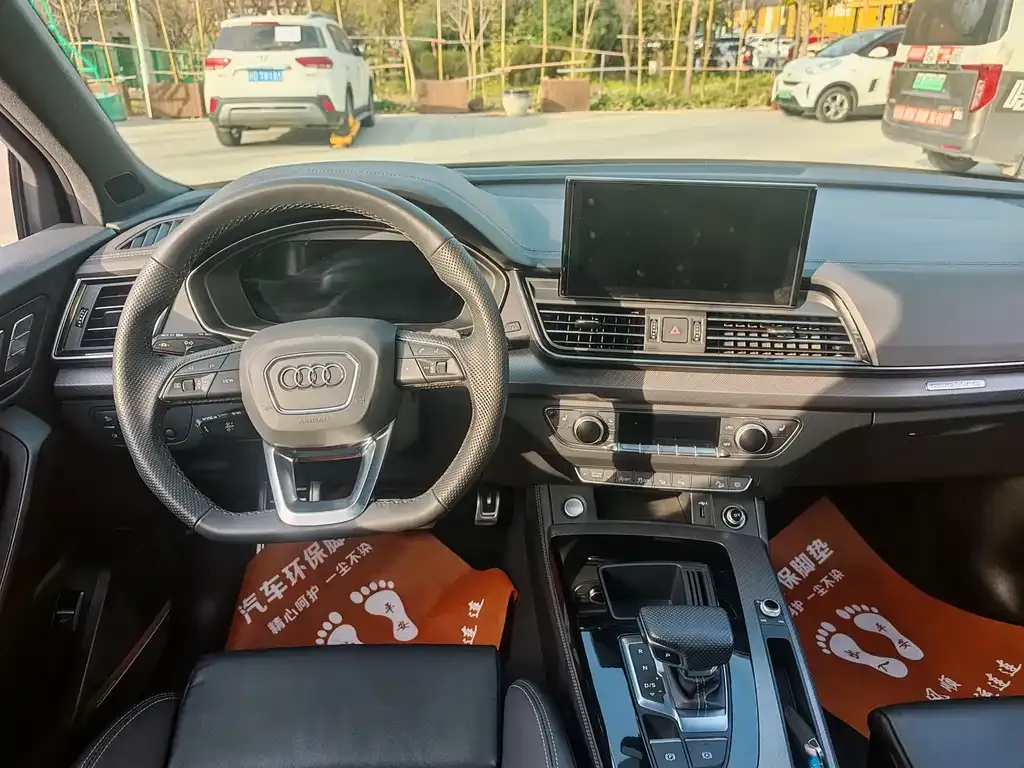 Audi Q5L 2024 из CN, фото 2