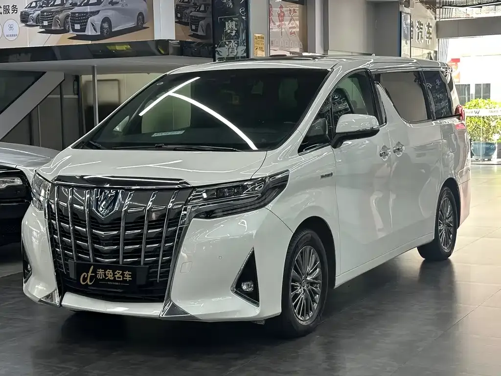 Toyota Alphard 2023 из CN, фото 1