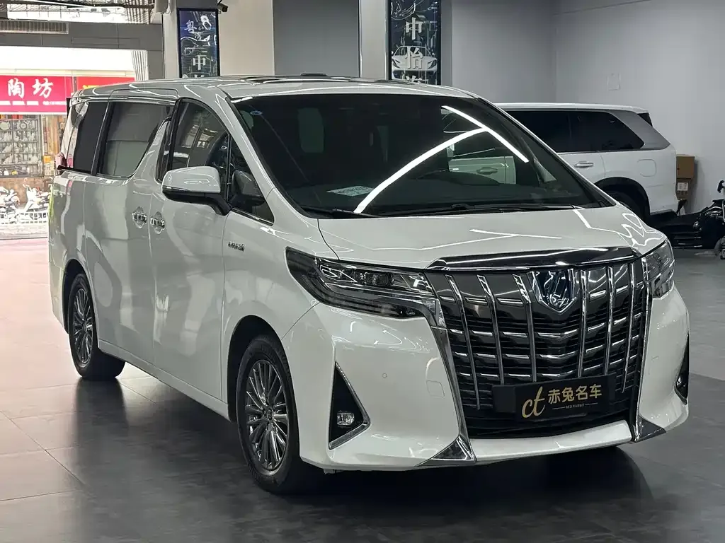 Toyota Alphard 2023 из CN, фото 4