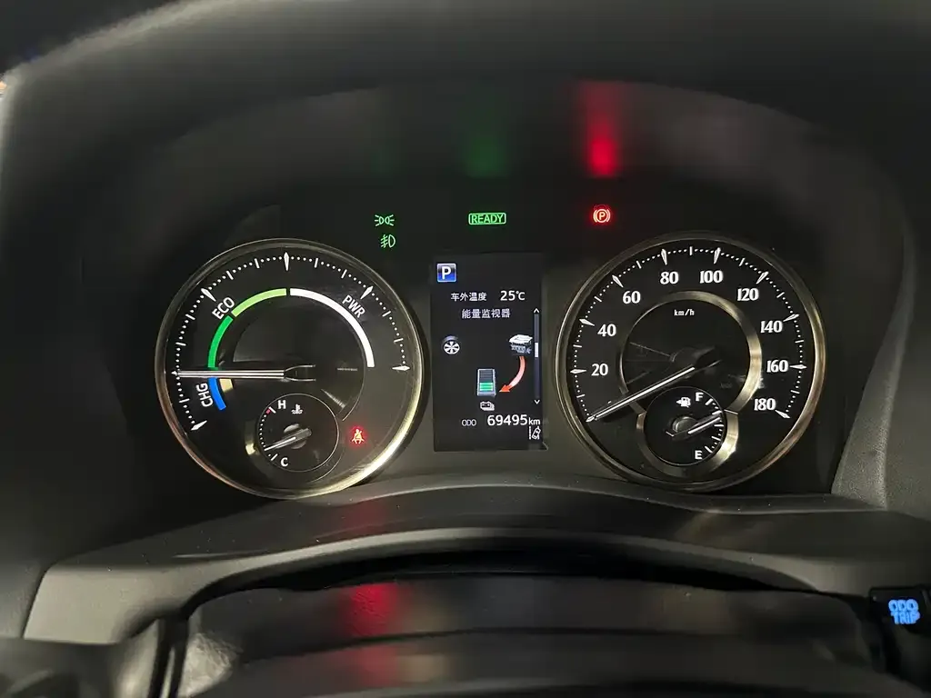 Toyota Alphard 2023 из CN, фото 3