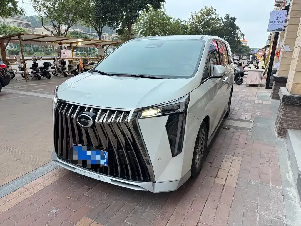GAC Motor Trumpchi M8 — фото 1