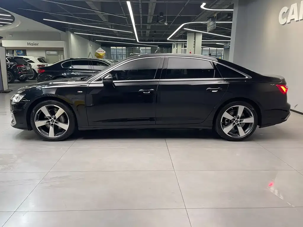 Audi A6L 2023 из CN, фото 6