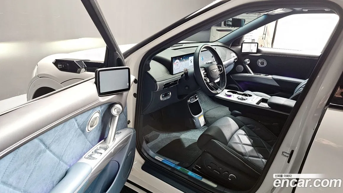Genesis GV60 — фото 10