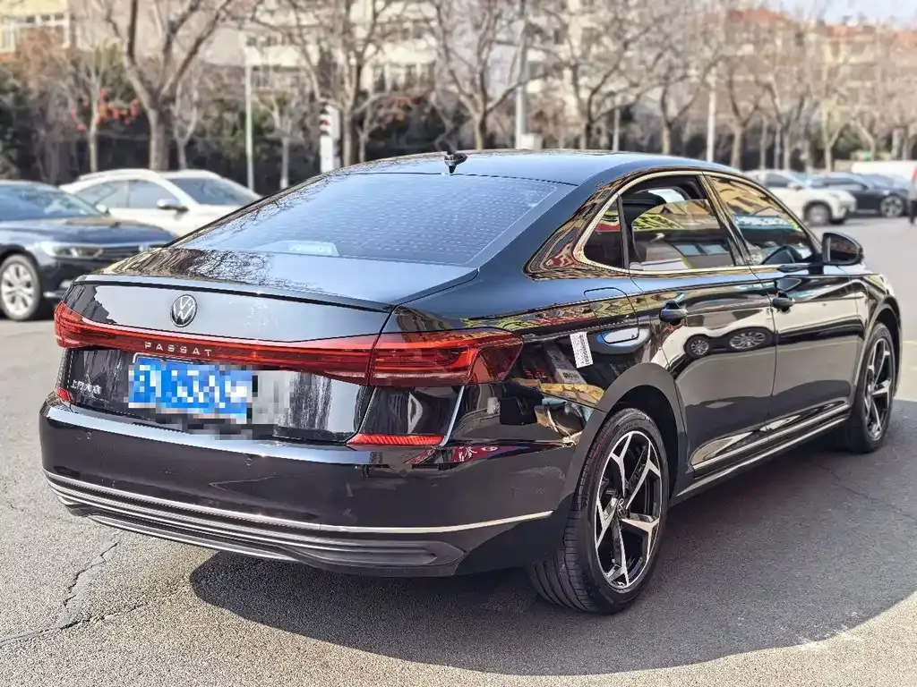 Volkswagen Passat 2024 из CN, фото 8