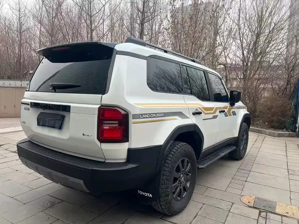 Toyota Prado 2026 из CN, фото 9