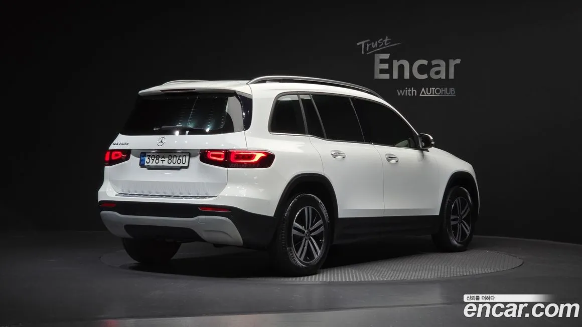 Mercedes-Benz GLB-Class — фото 2