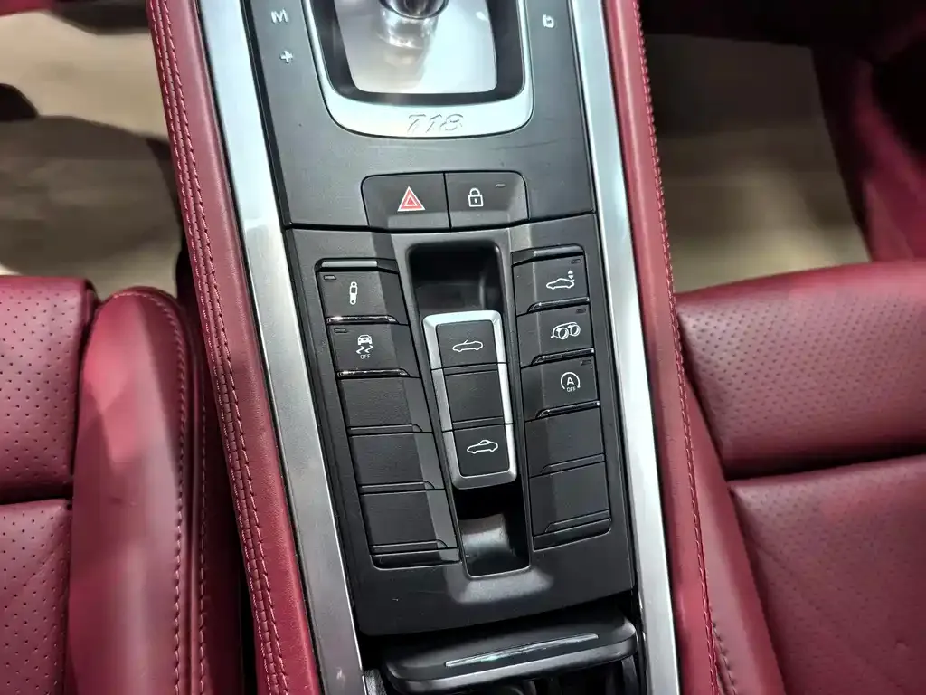 Porsche 718 2023 из CN, фото 4
