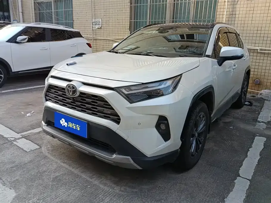 Toyota RAV4 2025 из CN, фото 1