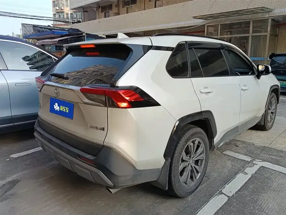 Toyota RAV4 2025 из CN, фото 10