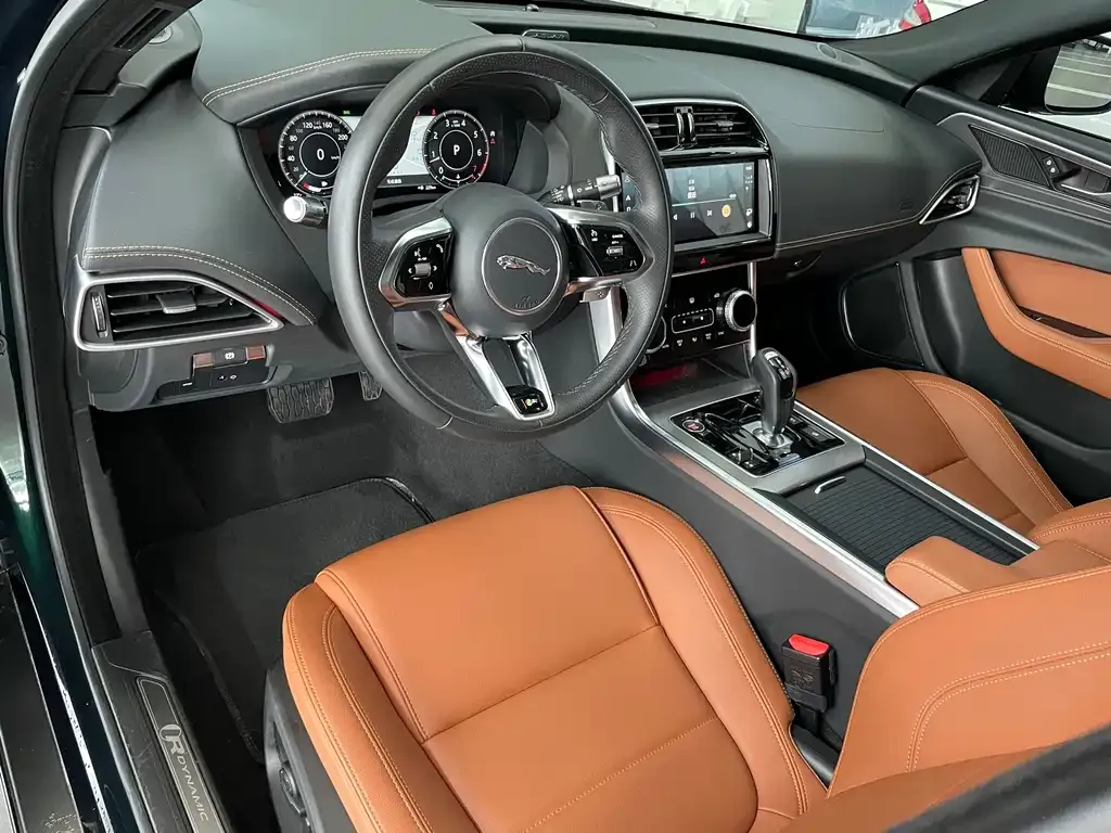Jaguar XEL 2022 из CN, фото 6