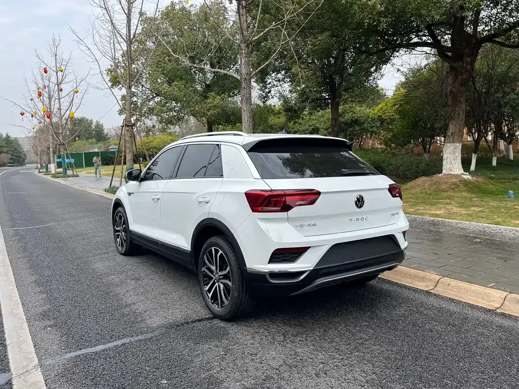 Volkswagen T-Roc 2023 из CN, фото 6