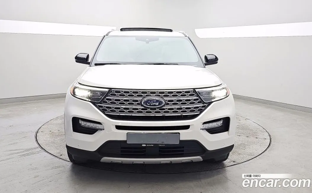 Ford Explorer 2021 из KR, фото 2