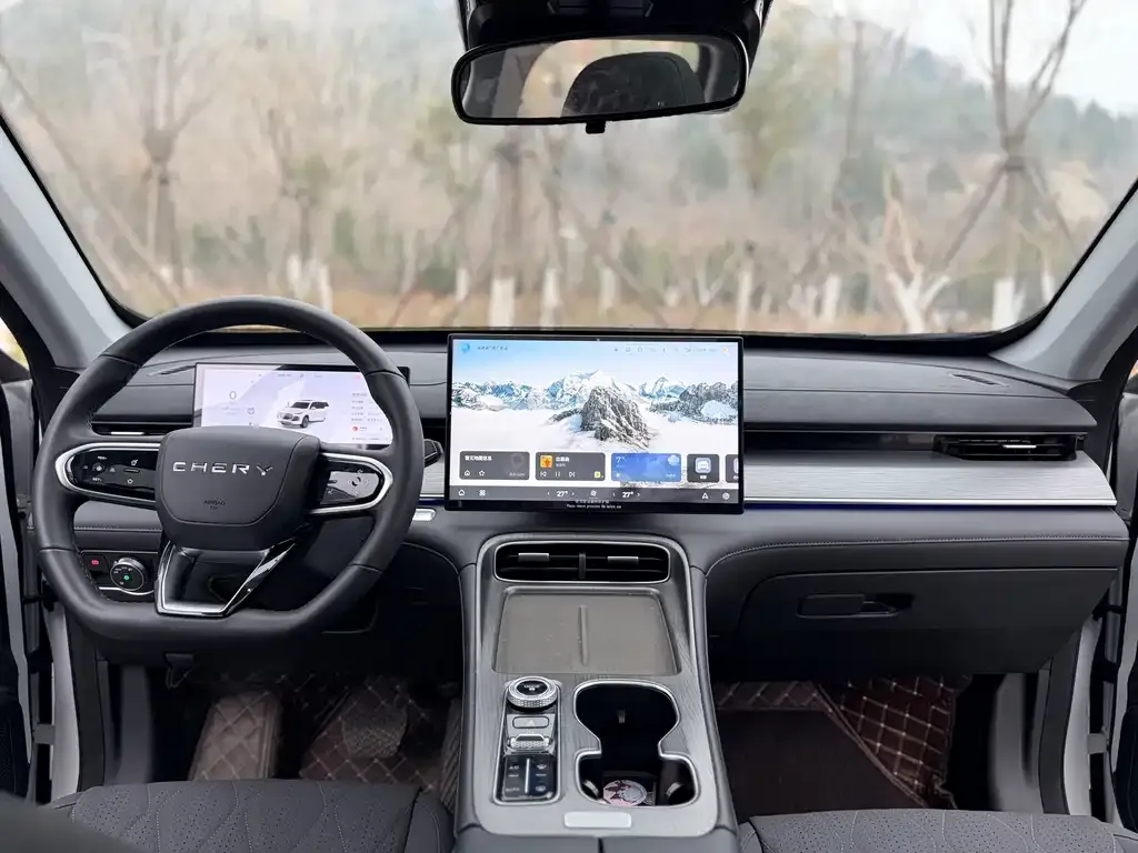 Chery Tiggo 8 PLUS — фото 8